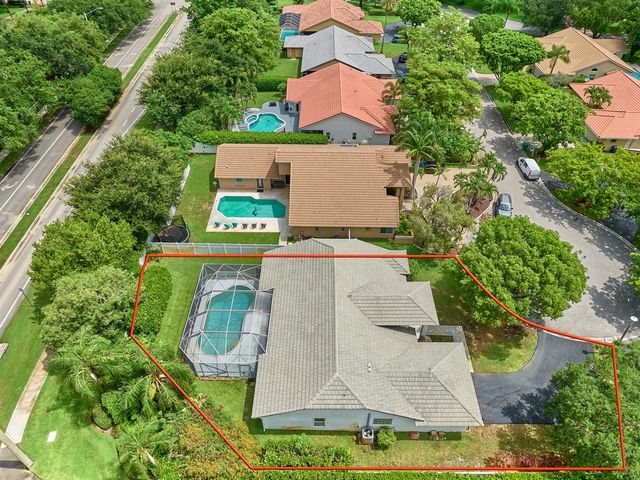 4610 NW 100th Way, Coral Springs, FL 33076