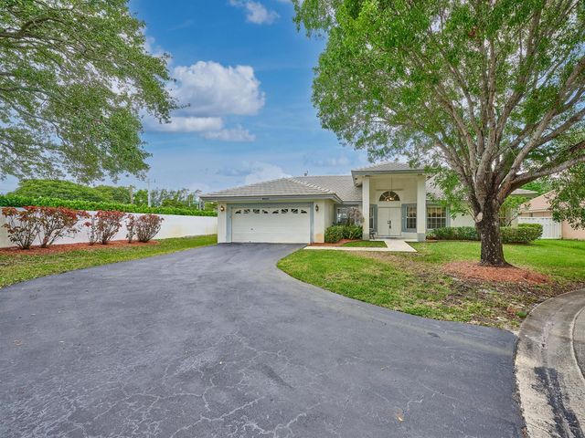 4610 NW 100th Way, Coral Springs, FL 33076