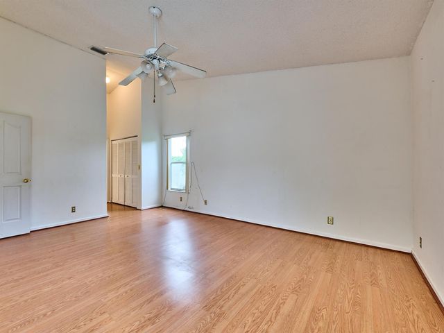 4610 NW 100th Way, Coral Springs, FL 33076