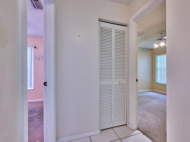 4610 NW 100th Way, Coral Springs, FL 33076