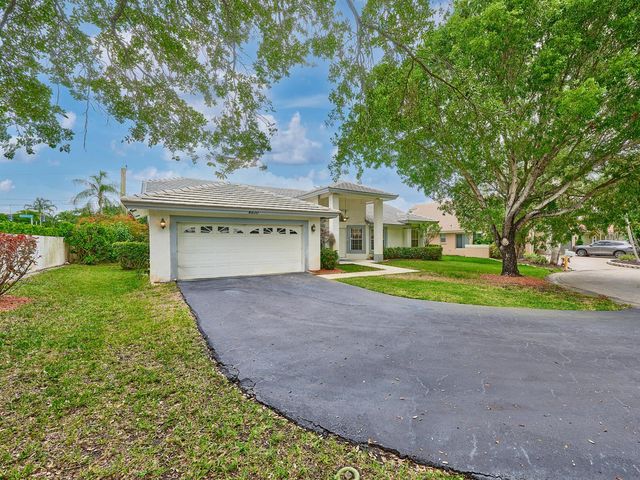 4610 NW 100th Way, Coral Springs, FL 33076