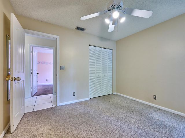 4610 NW 100th Way, Coral Springs, FL 33076