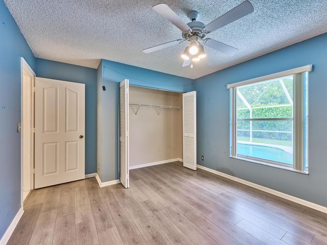 4610 NW 100th Way, Coral Springs, FL 33076