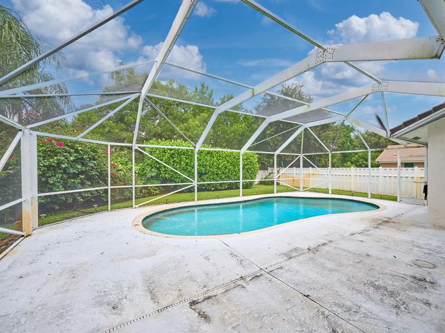 4610 NW 100th Way, Coral Springs, FL 33076