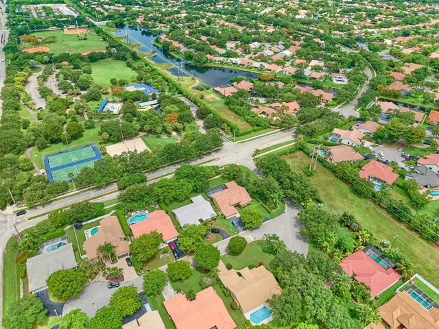 4610 NW 100th Way, Coral Springs, FL 33076