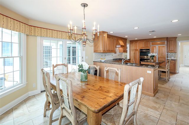 30 Todd Drive E, Glen Head, NY 11545