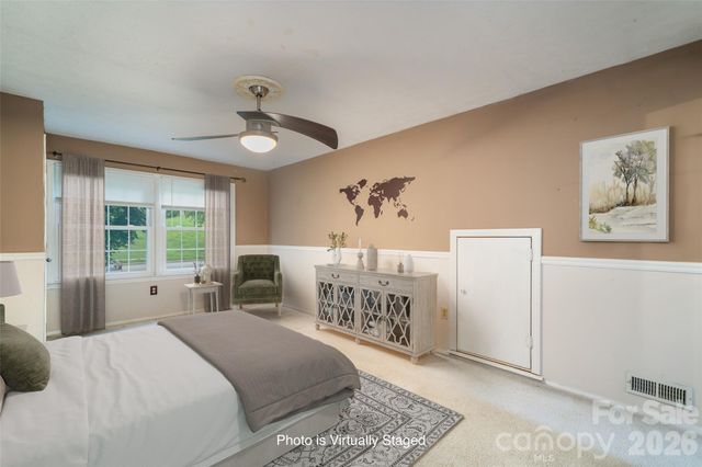 6 Hillview Circle, Asheville, NC 28805