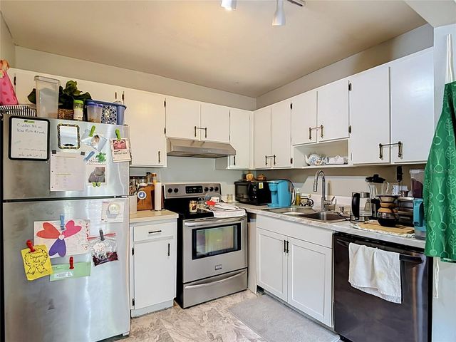 11805 RAINTREE LAKE LN D, Temple Terrace, FL 33617