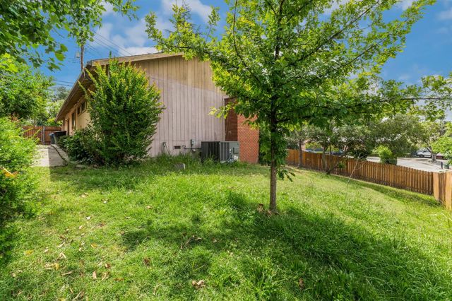 4401 Pennsylvania Ave, Fair Oaks, CA 95628