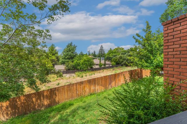4401 Pennsylvania Ave, Fair Oaks, CA 95628