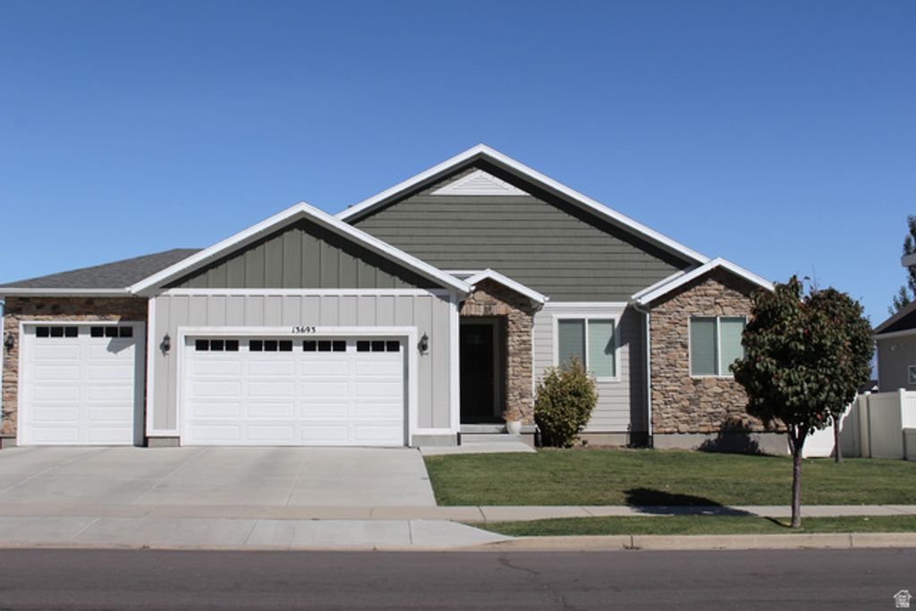 13693 S BLAYDE DR, Herriman, UT 84096