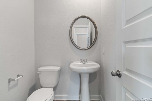 8803 Lemon Verbena, Elmendorf, TX 78112