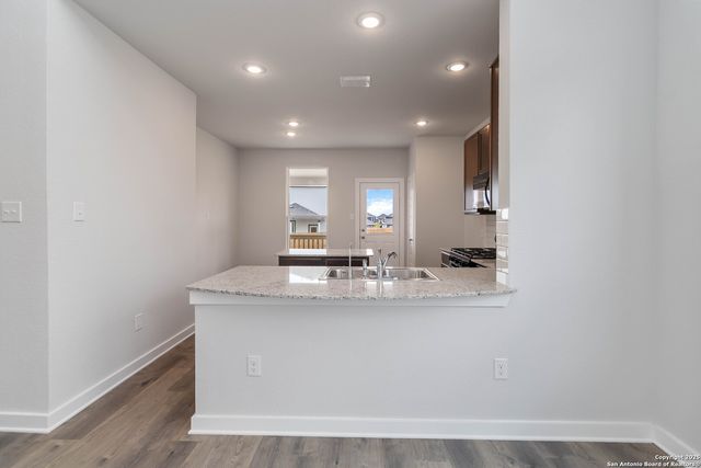 8803 Lemon Verbena, Elmendorf, TX 78112