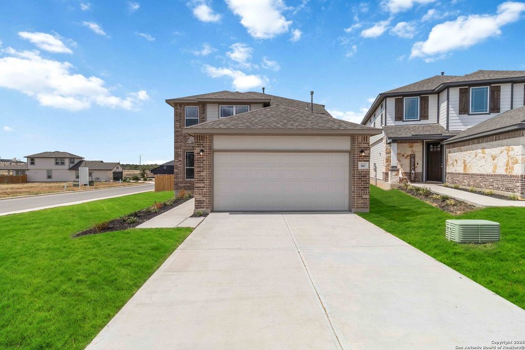 8803 Lemon Verbena, Elmendorf, TX 78112