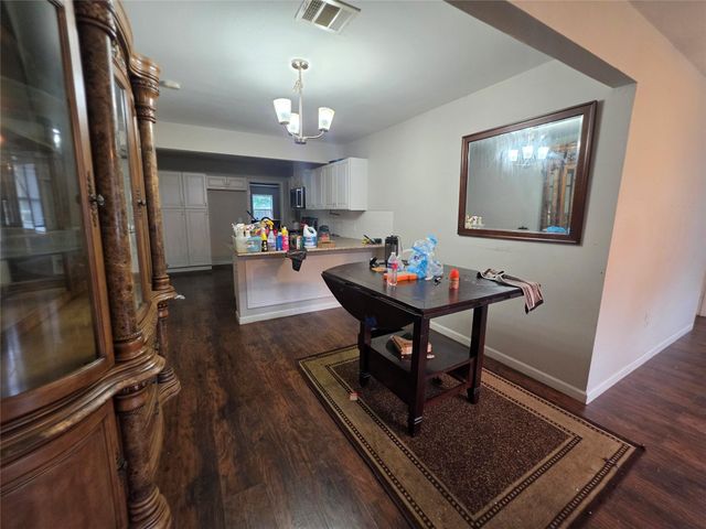 8202 Laura Koppe Road, Houston, TX 77028