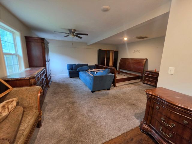 8202 Laura Koppe Road, Houston, TX 77028