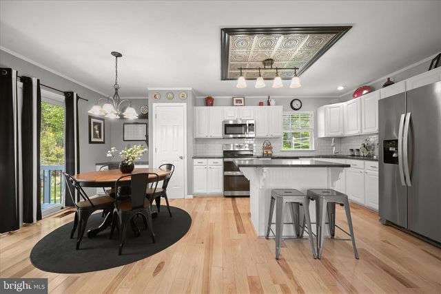 7036 GARDEN WALK, Columbia, MD 21044