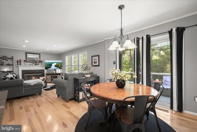 7036 GARDEN WALK, Columbia, MD 21044