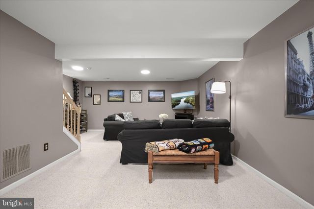 7036 GARDEN WALK, Columbia, MD 21044