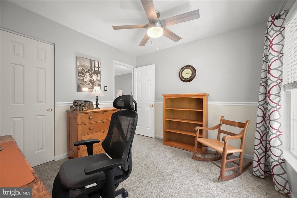 Image 42 of property listing at 7036 GARDEN WALK, Columbia, MD 21044