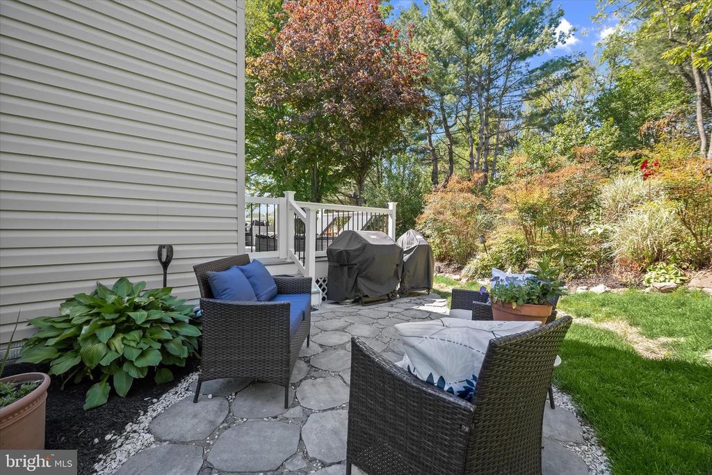 Image 54 of property listing at 7036 GARDEN WALK, Columbia, MD 21044