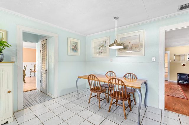 4030 WORCESTER ROAD, Sarasota, FL 34231