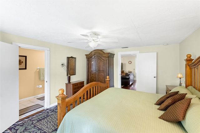 4030 WORCESTER ROAD, Sarasota, FL 34231