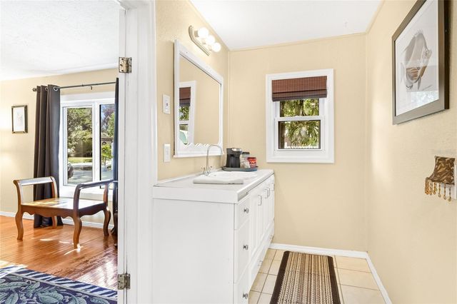 4030 WORCESTER ROAD, Sarasota, FL 34231