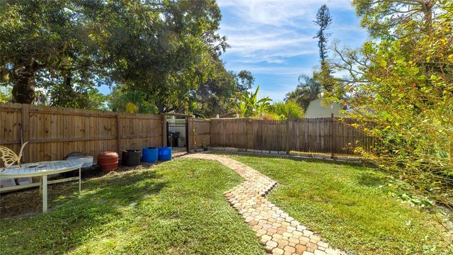 4030 WORCESTER ROAD, Sarasota, FL 34231