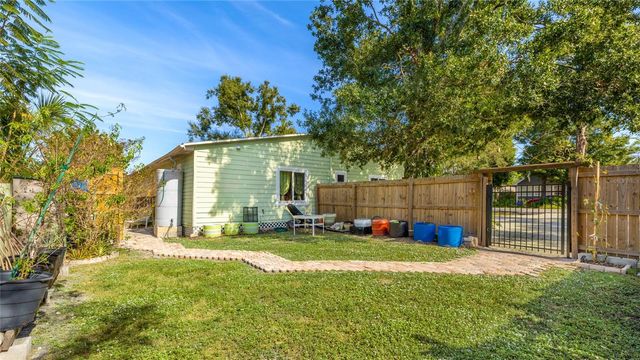 4030 WORCESTER ROAD, Sarasota, FL 34231