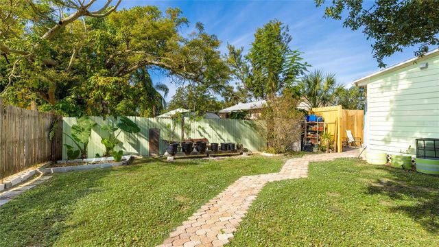 4030 WORCESTER ROAD, Sarasota, FL 34231