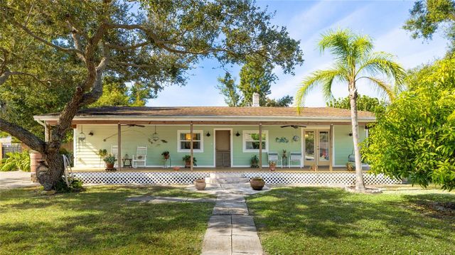 4030 WORCESTER ROAD, Sarasota, FL 34231