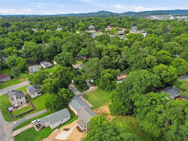 16 Moody Street, Cartersville, GA 30120