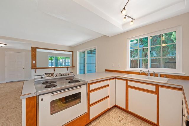 2604 Sunfish Ct, Sacramento, CA 95826