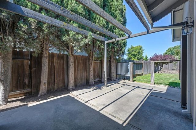 2604 Sunfish Ct, Sacramento, CA 95826