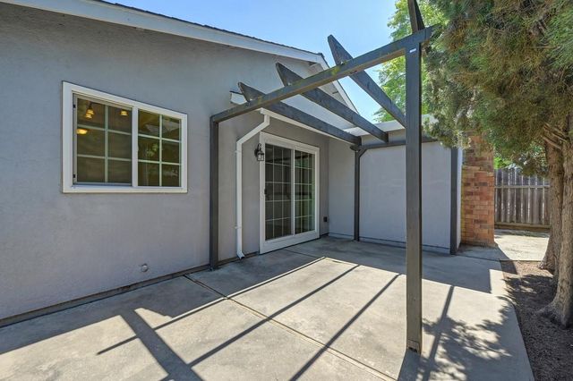 2604 Sunfish Ct, Sacramento, CA 95826