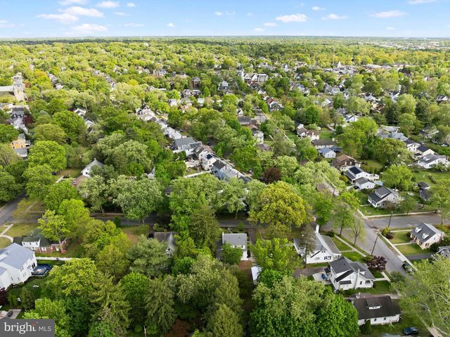 4 2ND ST, Riverton, NJ 08077
