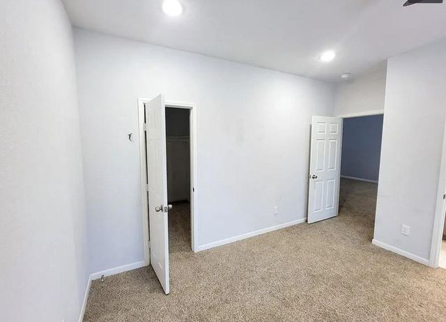 8203 Oak Knoll Lane B, Houston, TX 77028