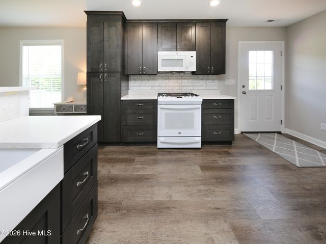 100 Cutters Lane, Elizabeth City, NC 27909