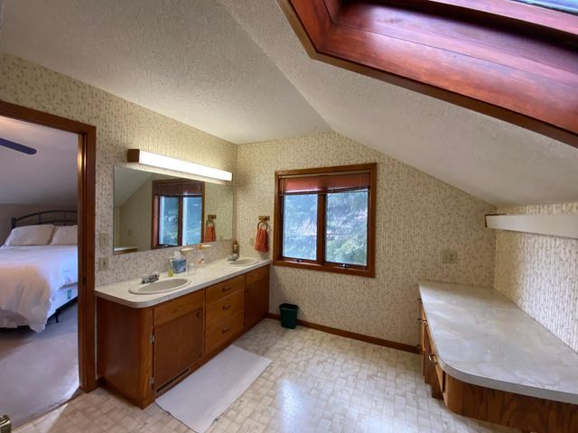 2473 SE Marshall Street, Albert Lea, MN 56007