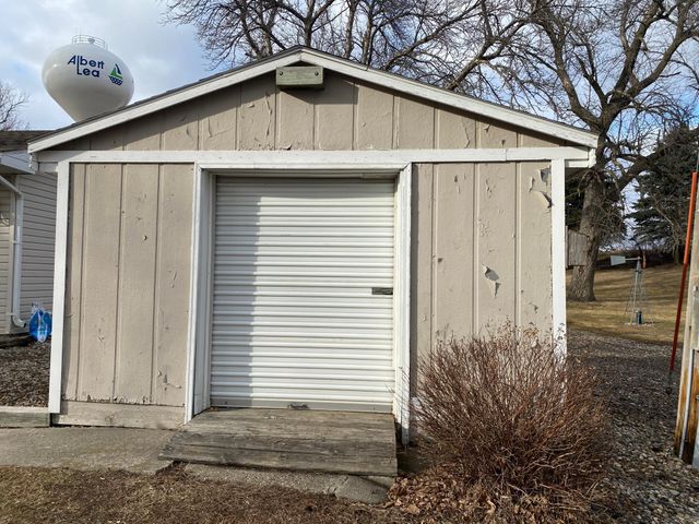 2473 SE Marshall Street, Albert Lea, MN 56007