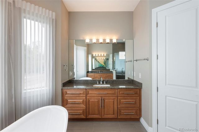 1131 S Balsam Court, Lakewood, CO 80232