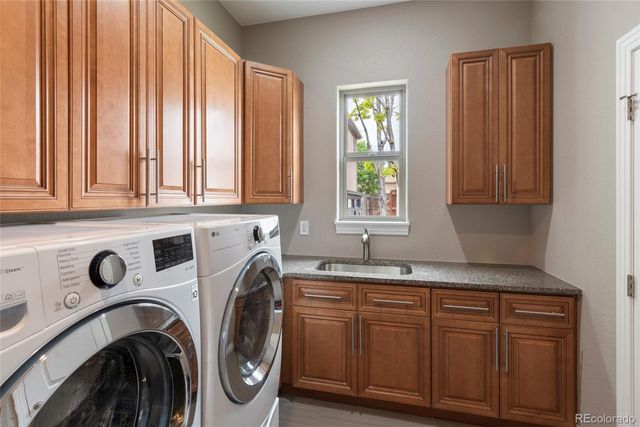1131 S Balsam Court, Lakewood, CO 80232