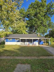 5526 Winchelsea Drive, Normandy, MO 63121