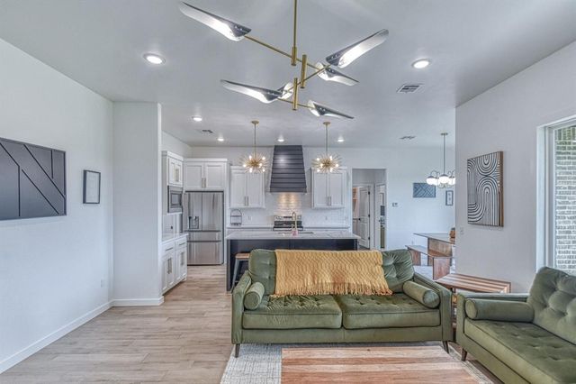 2147 County Street 2969, Blanchard, OK 73010