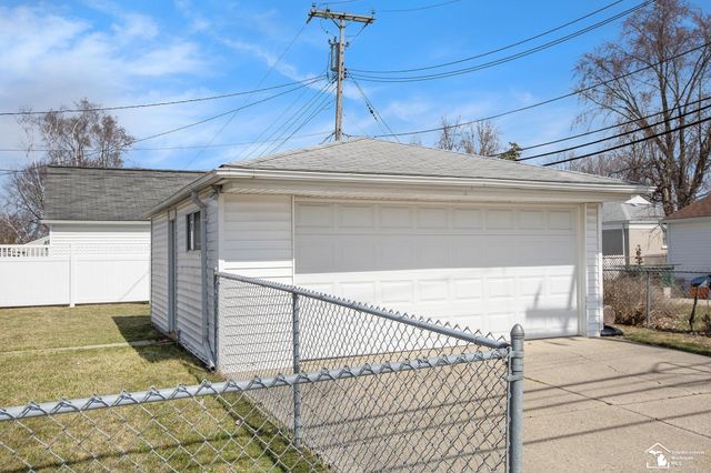 11012 Haller Street, Livonia, MI 48150