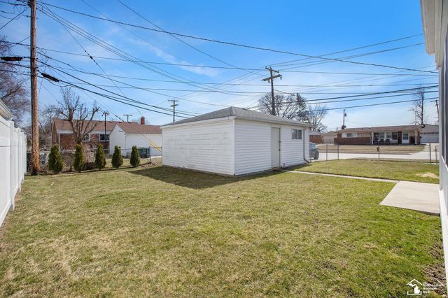 11012 Haller Street, Livonia, MI 48150