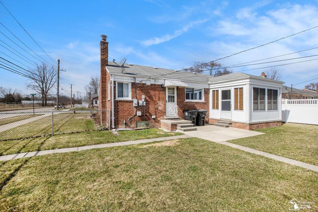 11012 Haller Street, Livonia, MI 48150