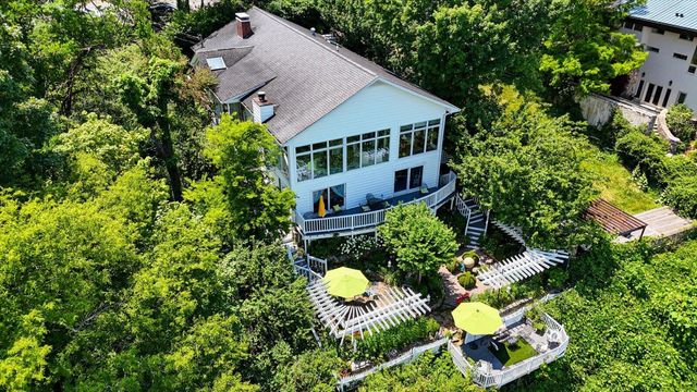 1001 E Brow Road, Lookout Mountain, TN 37350