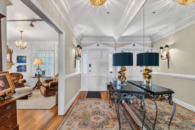 1001 E Brow Road, Lookout Mountain, TN 37350